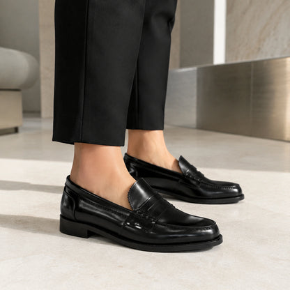 WOMAN LOAFER POLISHED GOODYEAR