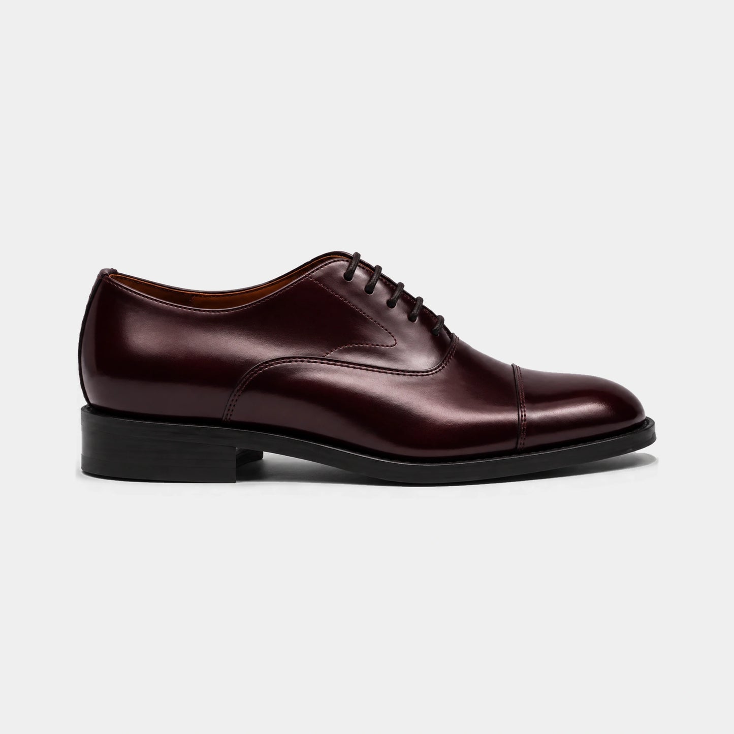 WOMAN OXFORD CAP TOE POLISHED GOODYEAR