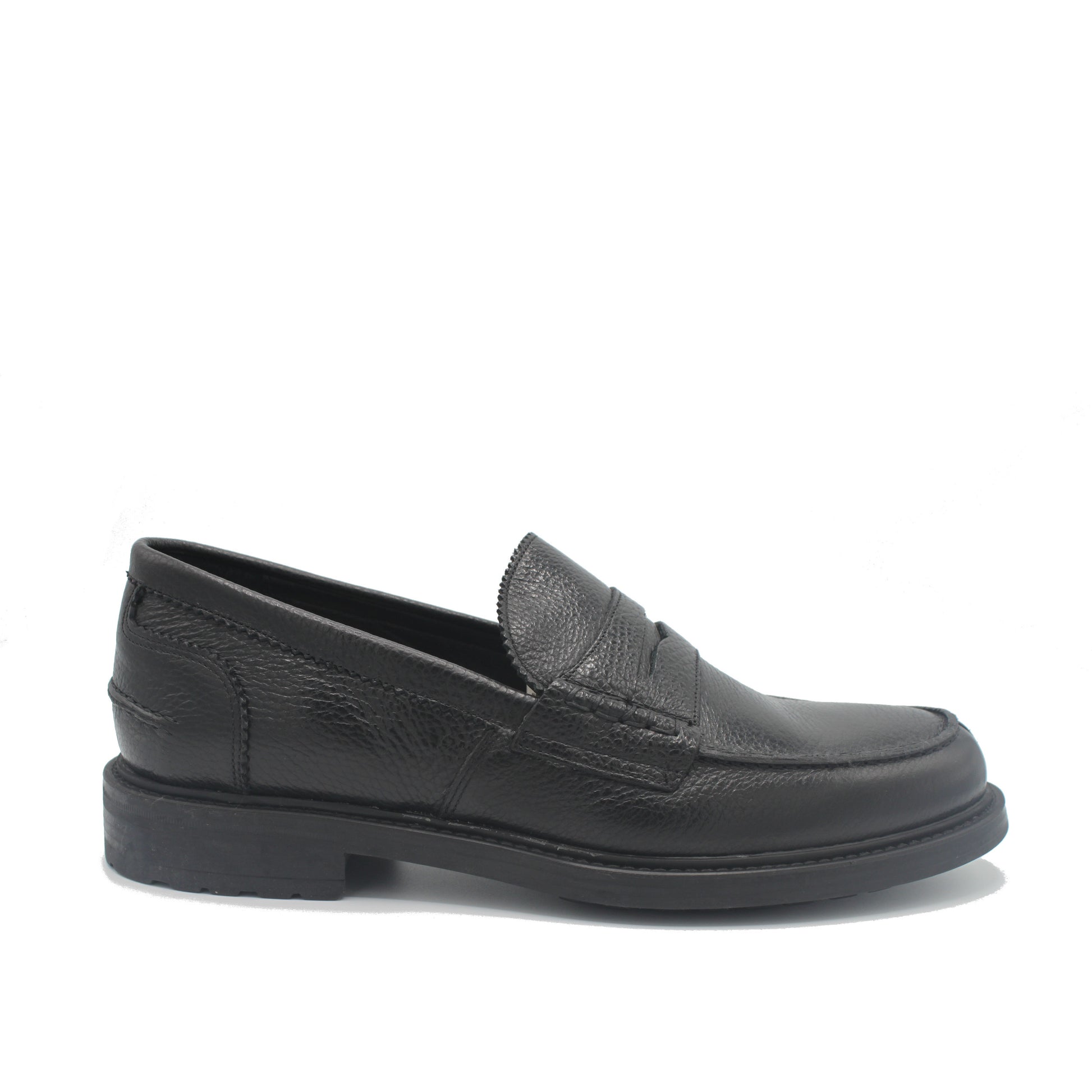 SUNDAY LOAFER BLACK GRAIN RUBBER SOLE - Saxone of Scotland