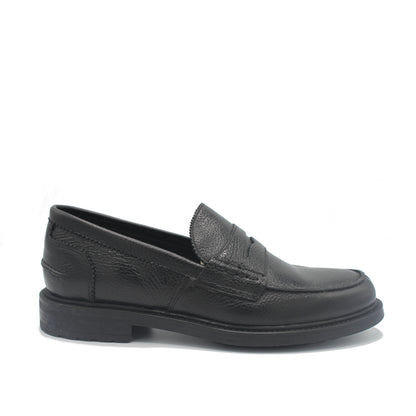 SUNDAY LOAFER BLACK GRAIN RUBBER SOLE - Saxone of Scotland