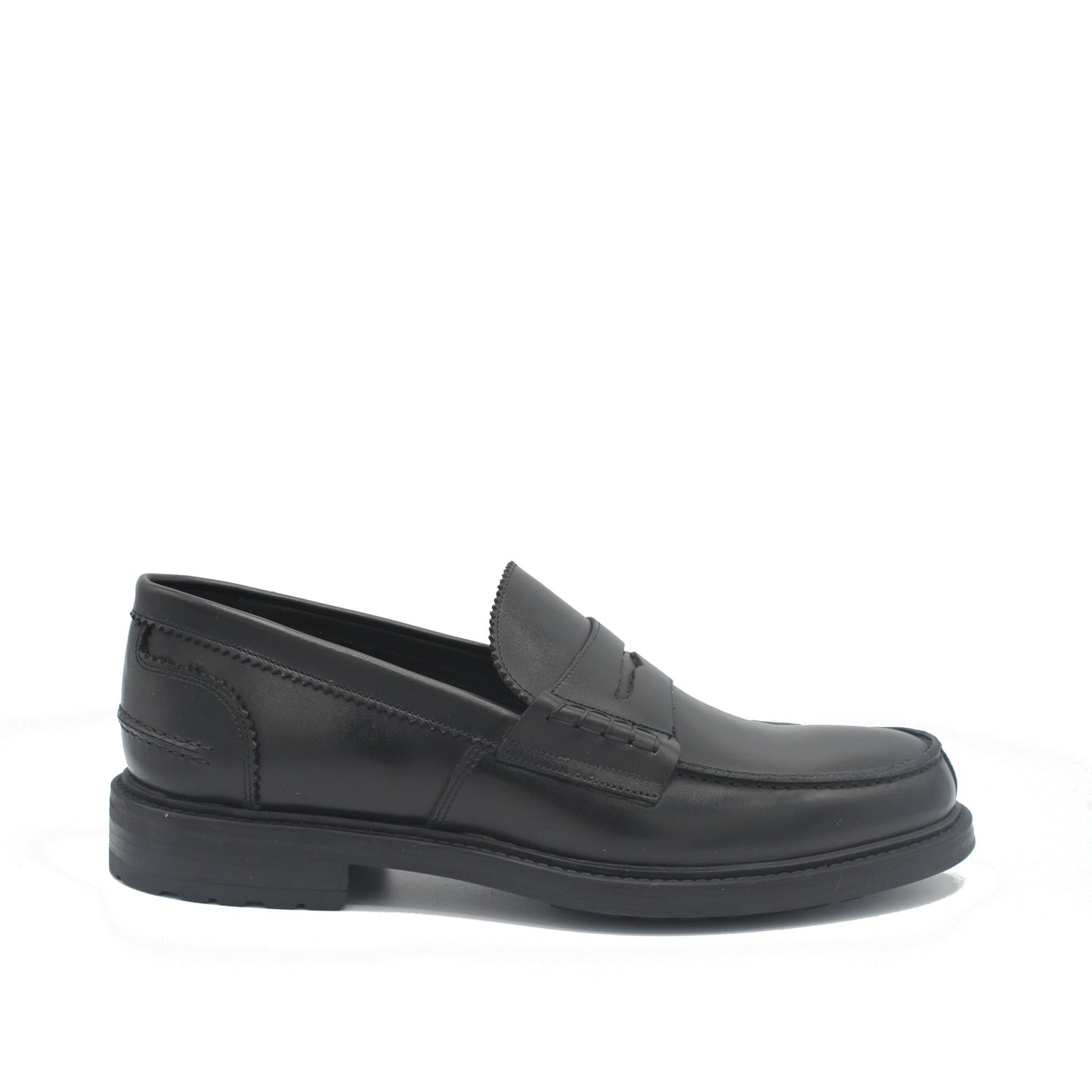 SUNDAY LOAFER BLACK LEATHER RUBBER SOLE - Saxone of Scotland