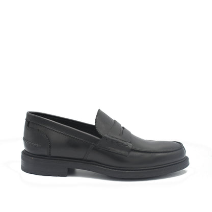 SUNDAY LOAFER BLACK LEATHER RUBBER SOLE - Saxone of Scotland