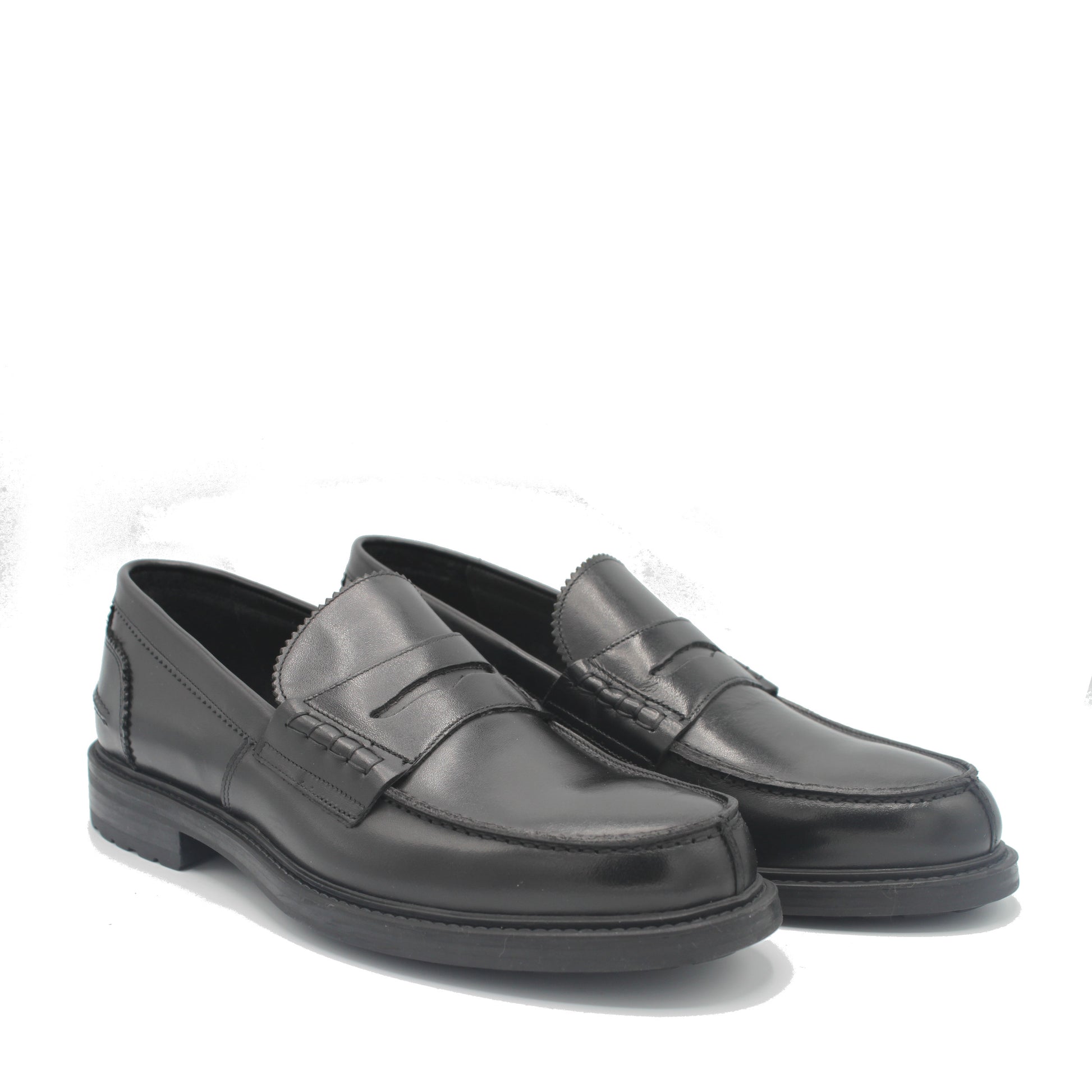 SUNDAY LOAFER BLACK LEATHER RUBBER SOLE - Saxone of Scotland